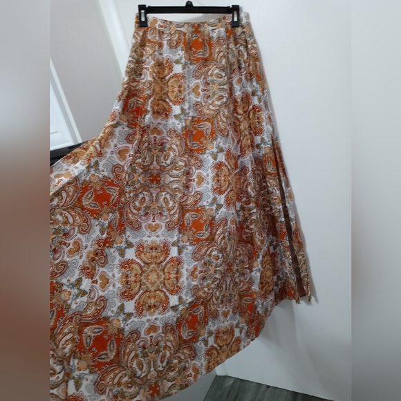 Aakaa Dresses & Skirts - Aakaa Orange and Cream Paisley Maxi Skirt